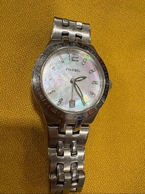 Fossil Silver-Tone Watch with Iridescent Mother-of-Pearl Dial